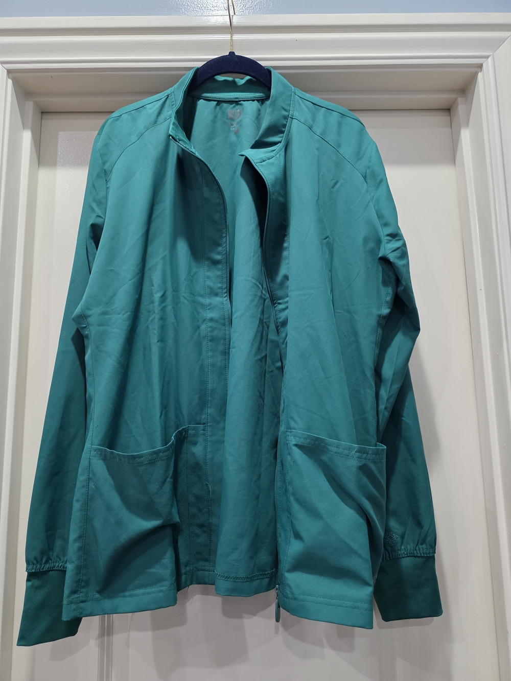 Insight Med Couture Scrub Jacket - Picture 2 of 3